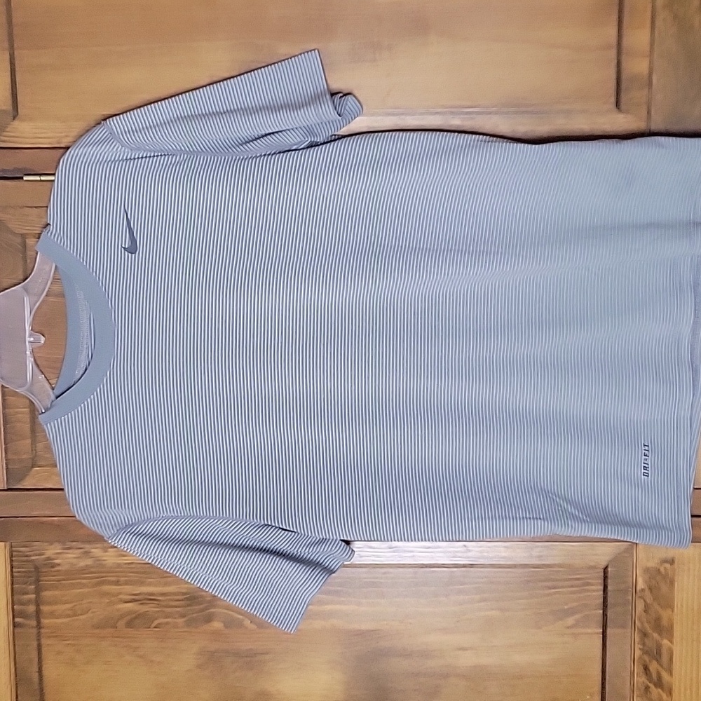 Nike Dri Fit Gray Short Sleeve T Shirt Sz M